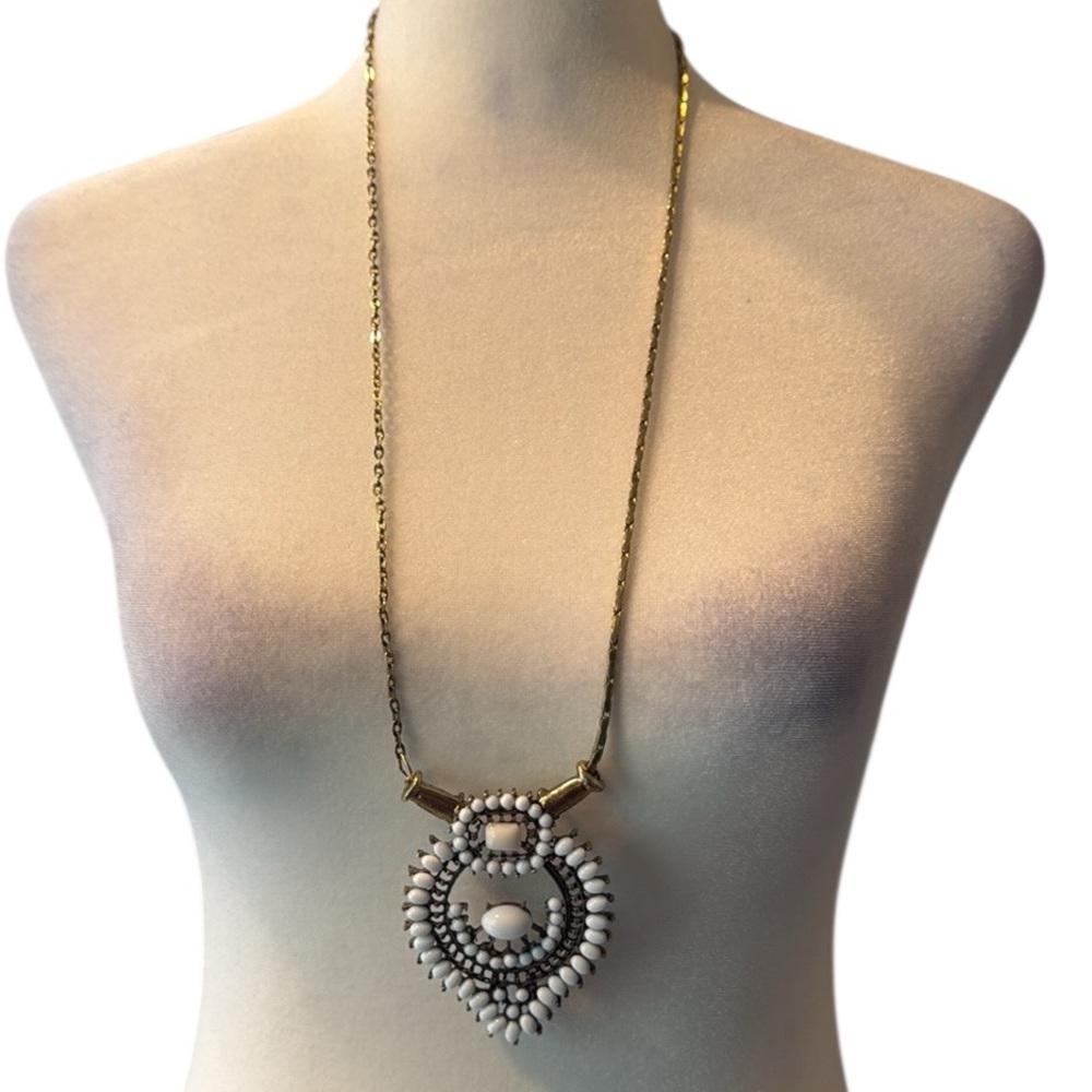 STELLA & DOT FASHION STATEMENT PENDANT NECKLACE